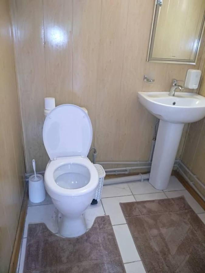 Prime Time Guest House Kant Exterior foto