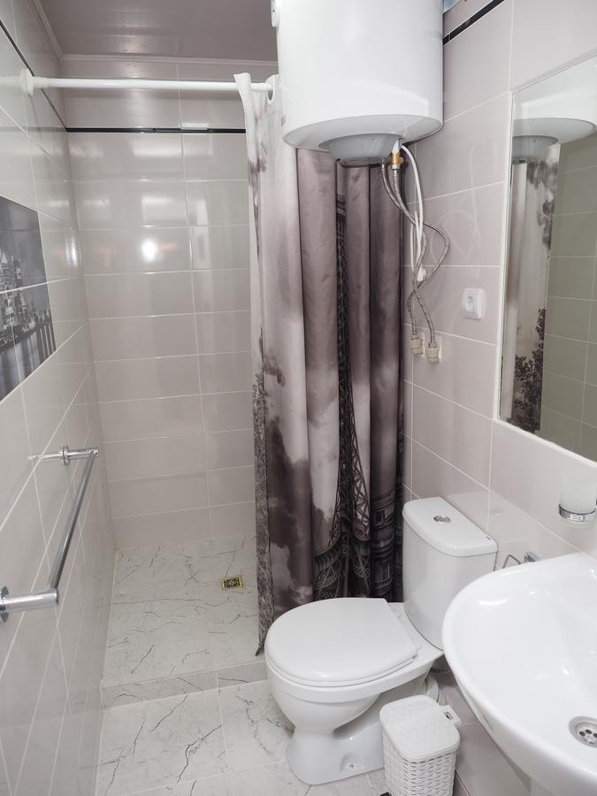 Prime Time Guest House Kant Exterior foto