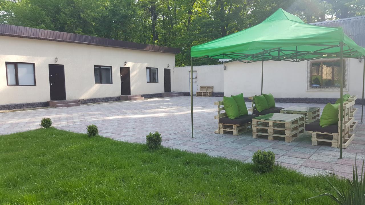 Prime Time Guest House Kant Exterior foto