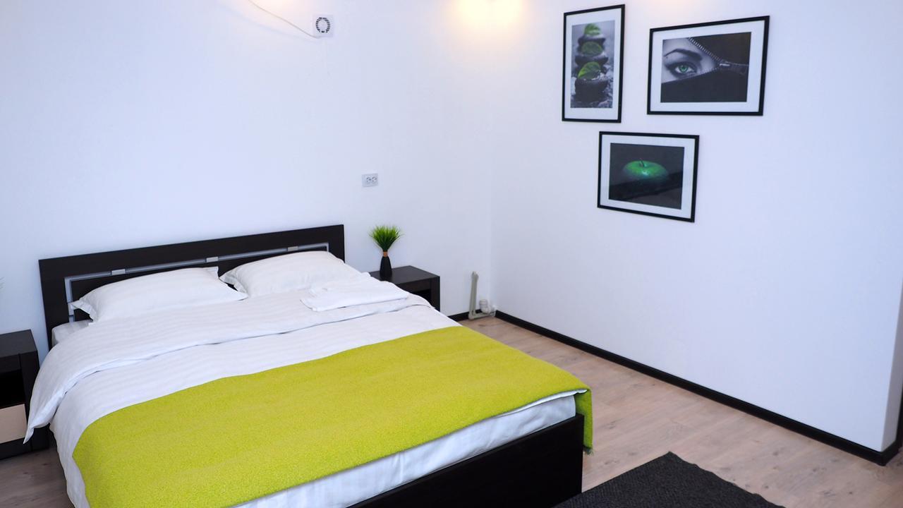 Prime Time Guest House Kant Exterior foto