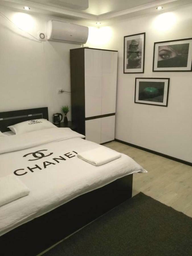 Prime Time Guest House Kant Exterior foto