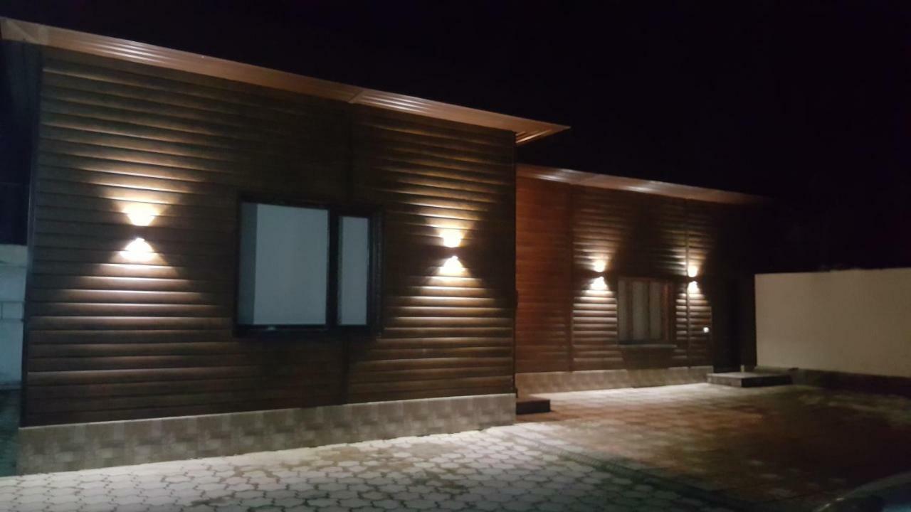 Prime Time Guest House Kant Exterior foto